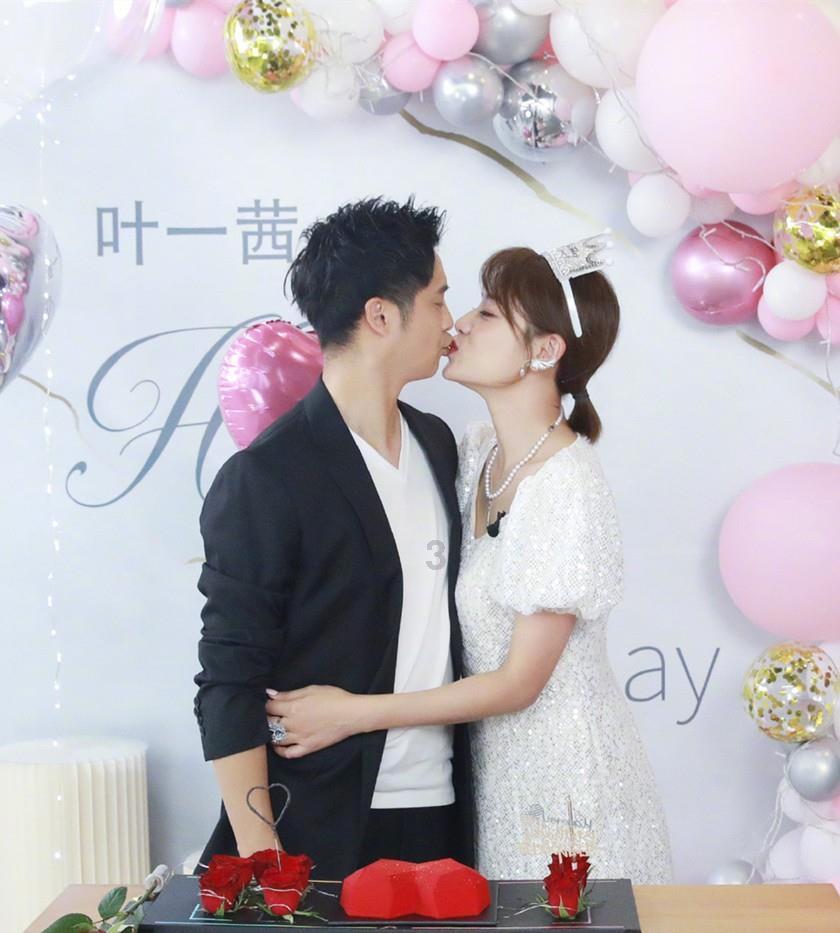 男朋友家里反对你们结婚你会放弃吗？
